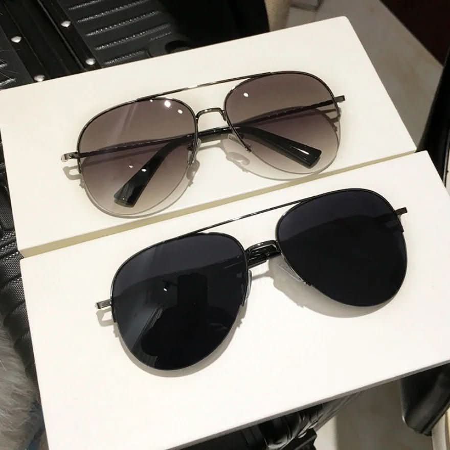 AEROGLIDE Shades - Pilot sunglasses with colour gradient and UV400 protection for men - Image 3