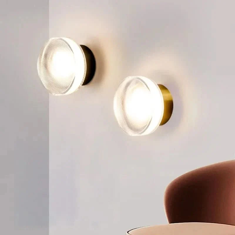 Aluminium wall light - Dimmable & elegant for stylish interiors - Image 5