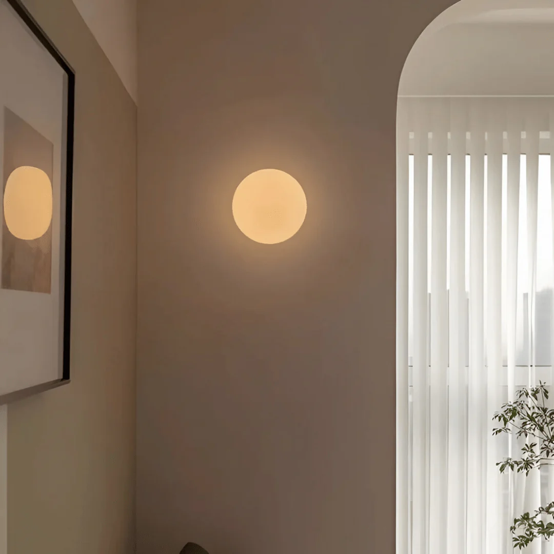 AMBIOR – Modern glass wall lamp for elegant room lighting