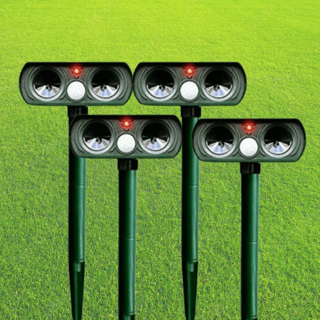 ANIMALBLOCK - Solar-Powered Ultrasonic Pest Repeller for Home and Garden