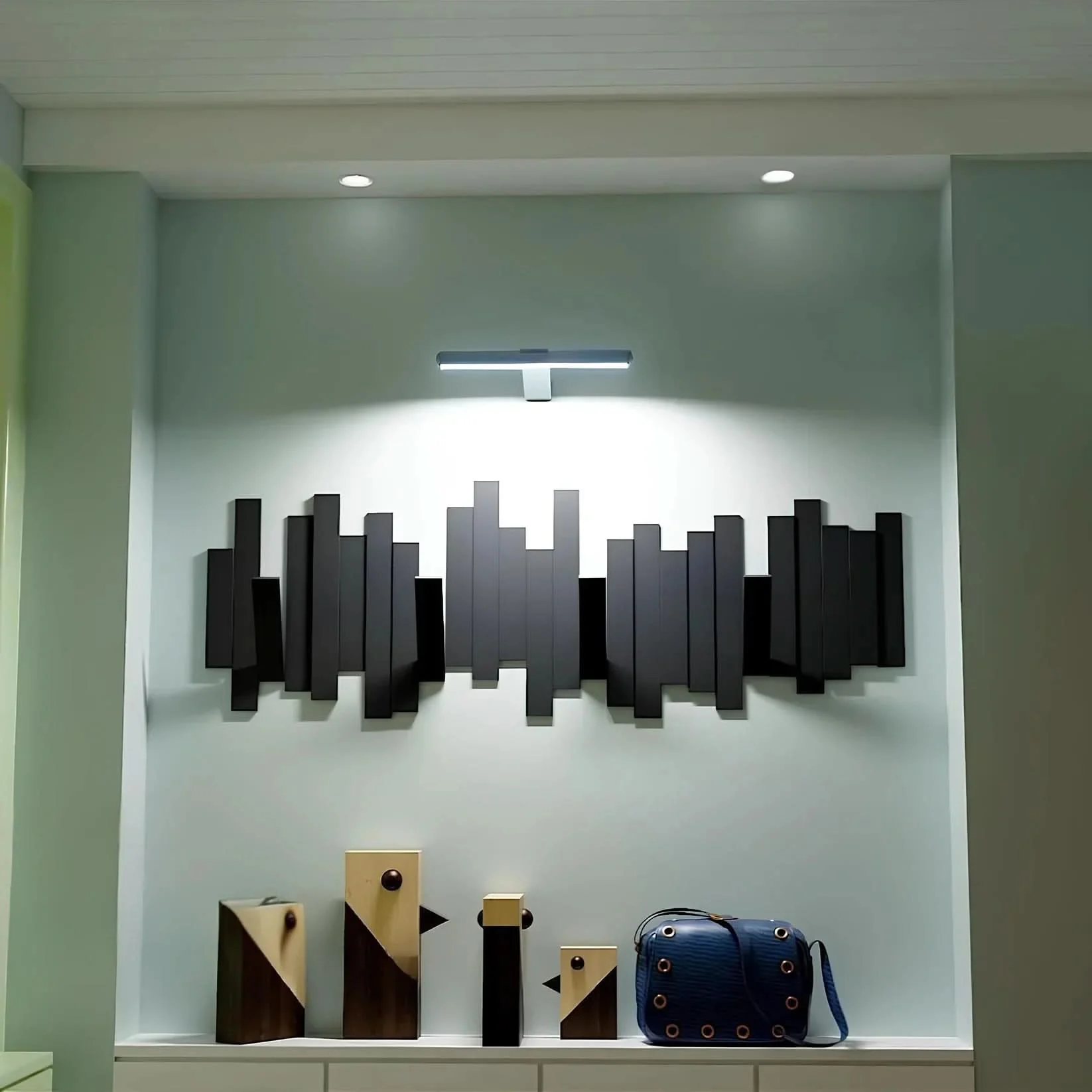 ArtGlow swivelling LED wall light - Wireless & stylish for any gallery wall - Image 6