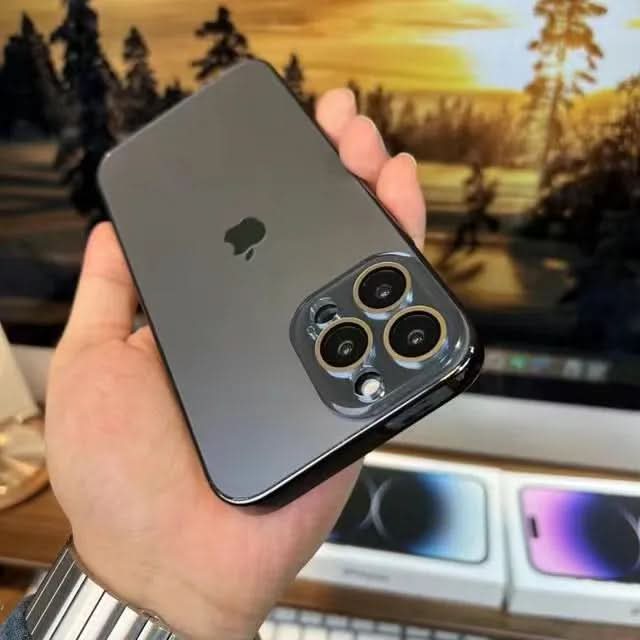 AuraFlex Matte – Soft-Touch and Durable Protection - Image 6