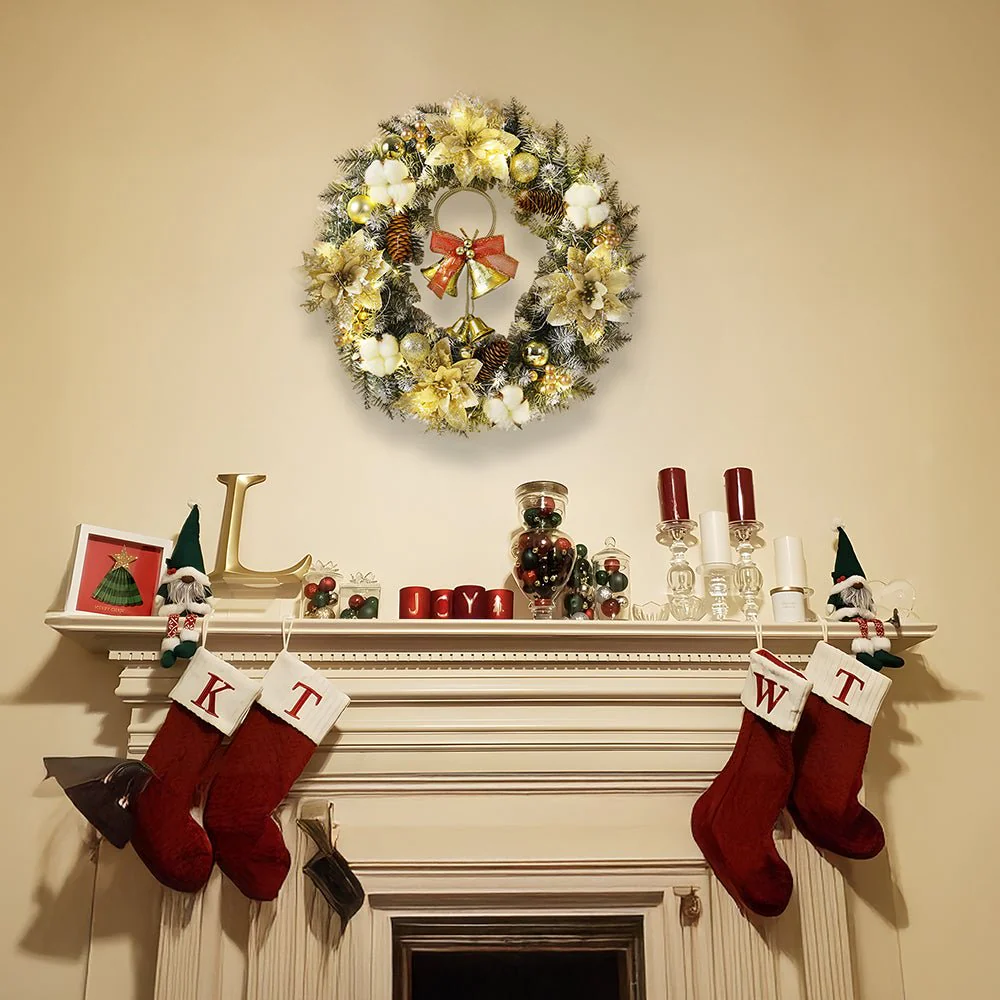 BELLORA – Classic LED Christmas Wreath with Bells and Golden Shine - Image 9