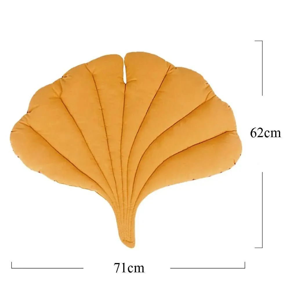 LeafPaws Blanket - Stylish dog blanket in leaf shape with soft padding & versatile use - Image 16