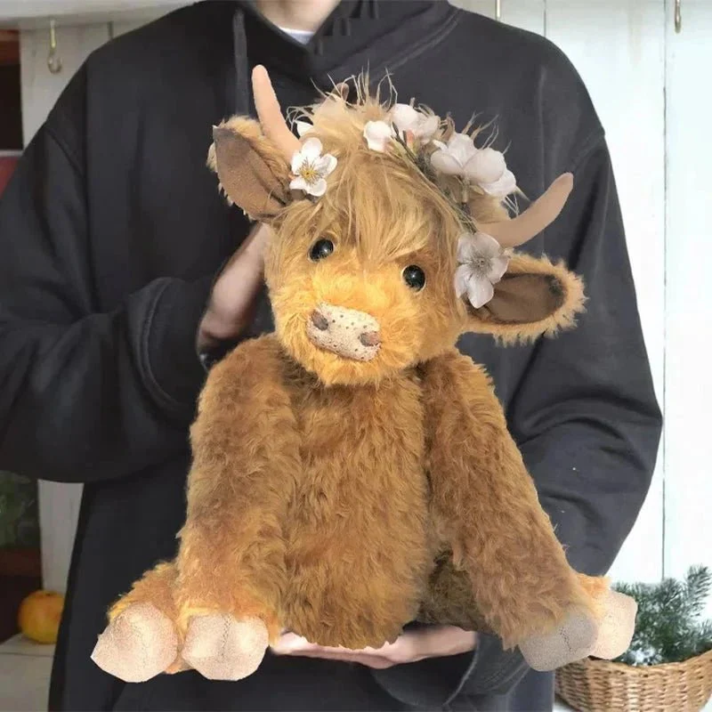 BLOOMCOW – Highland cow with flower crown decoration - Image 3