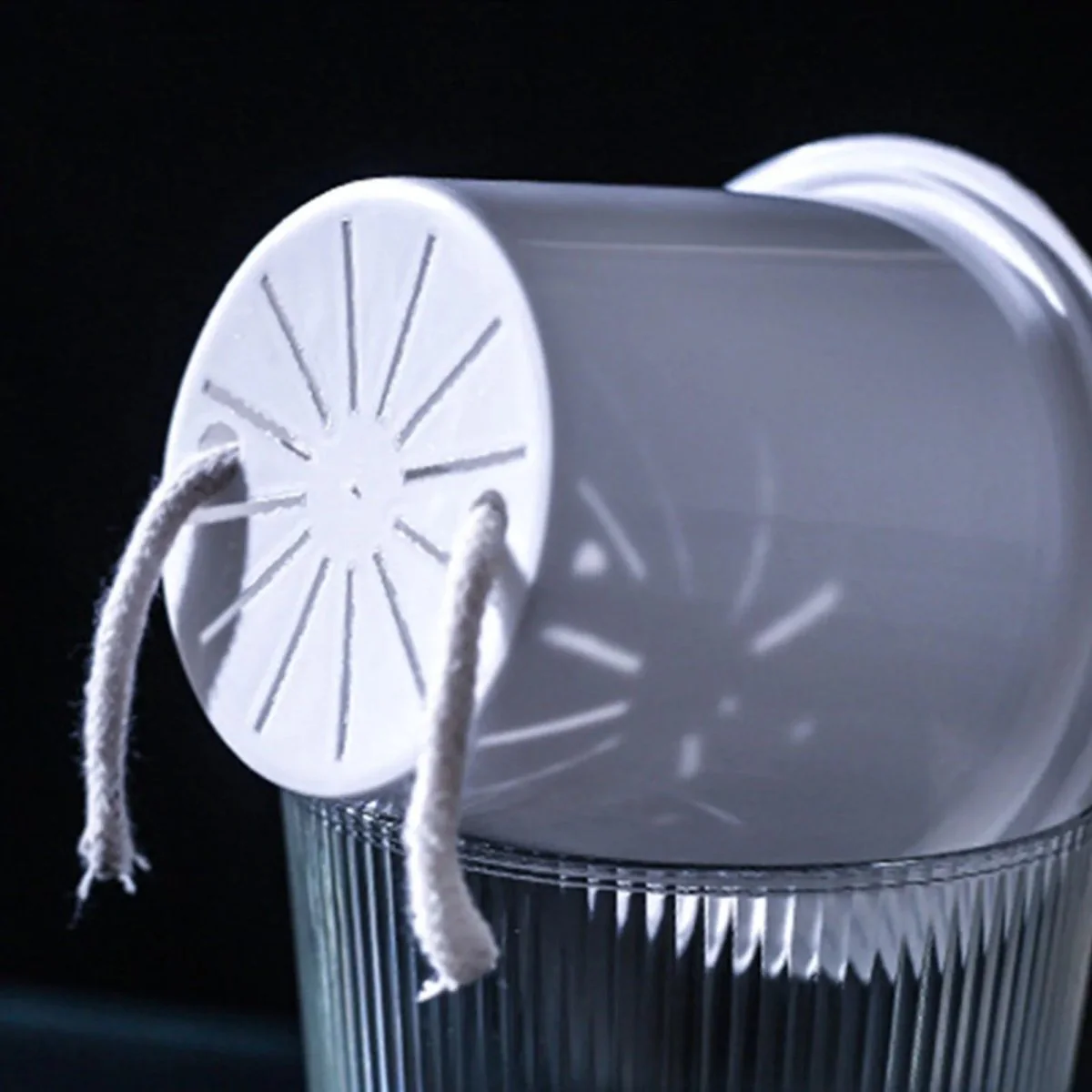 BLOOMSYNC – Self-watering, clear plant pot for effortless plant care - Image 5
