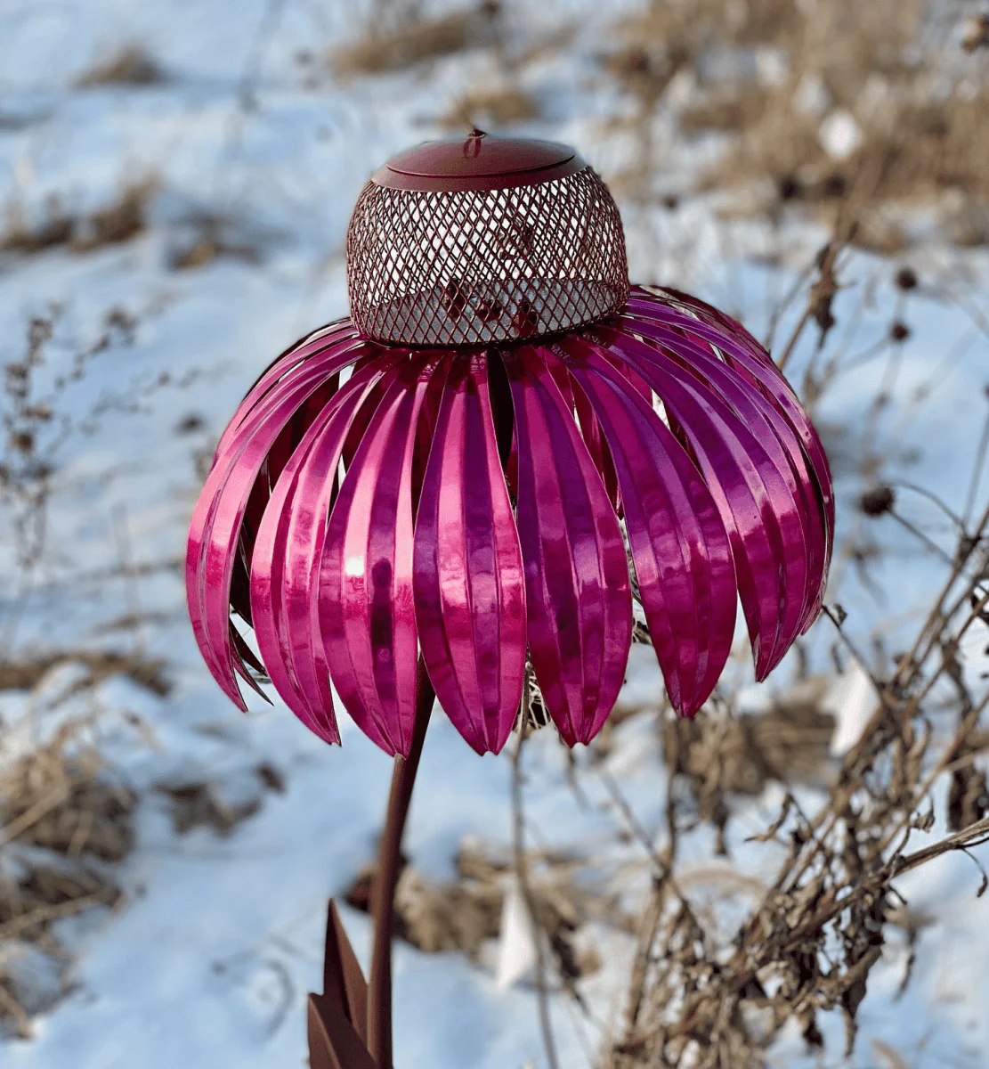 Flower Cone – Elegant Cone Feeder in Flower Style - Image 8