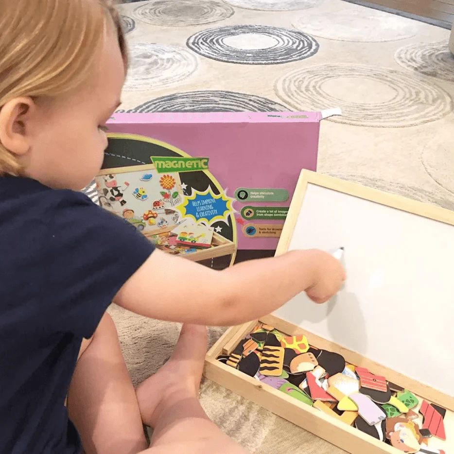 BoardBox - Magnetic & chalkboard drawing set for children - Image 4