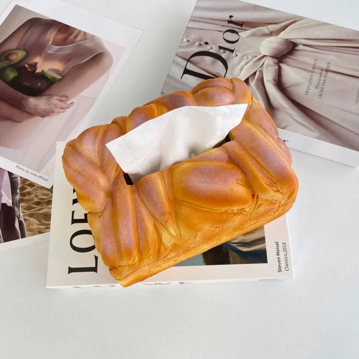 BUNCHA – Bread-shaped Tissue Holder for Playful Home Decoration - Image 5