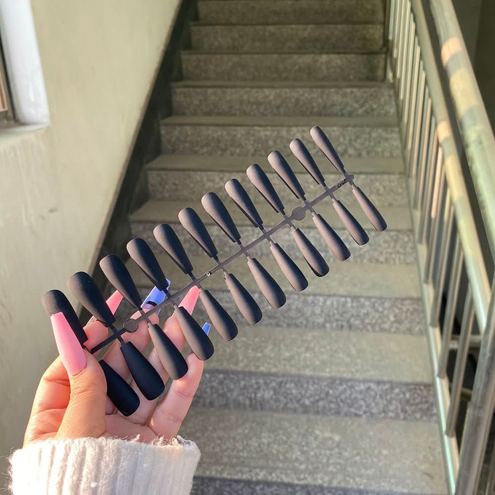ChicNails Matte Press-On Nails - Elegant artificial nails in 13 colours - Image 9