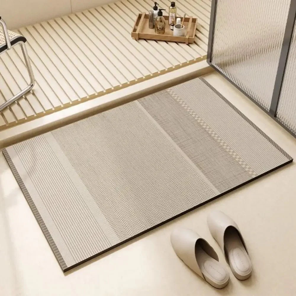 CLEANSOAK – Non-slip bath mat for quick water absorption