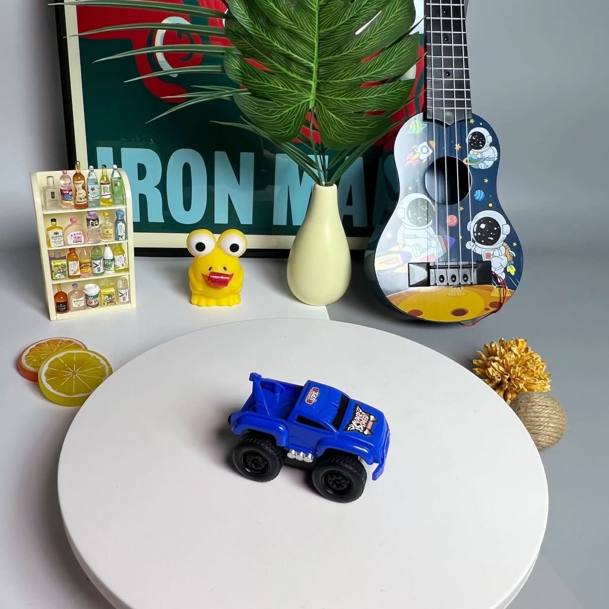 CLIMBCAR – 5-Piece Magnetic Wall Climbing Toy Car Set - Image 3