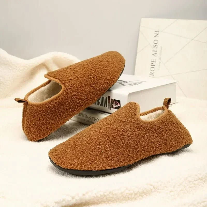 Cloud Warmers - Plush slippers for men & women | Non-slip & ultra-soft for cosy winter days - Image 7