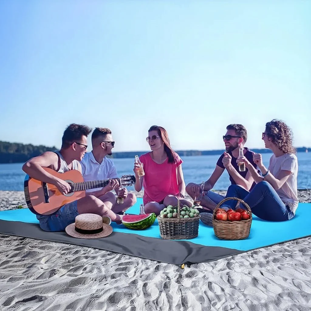 COASTLINE – Extra large waterproof outdoor beach blanket for relaxation - Image 2