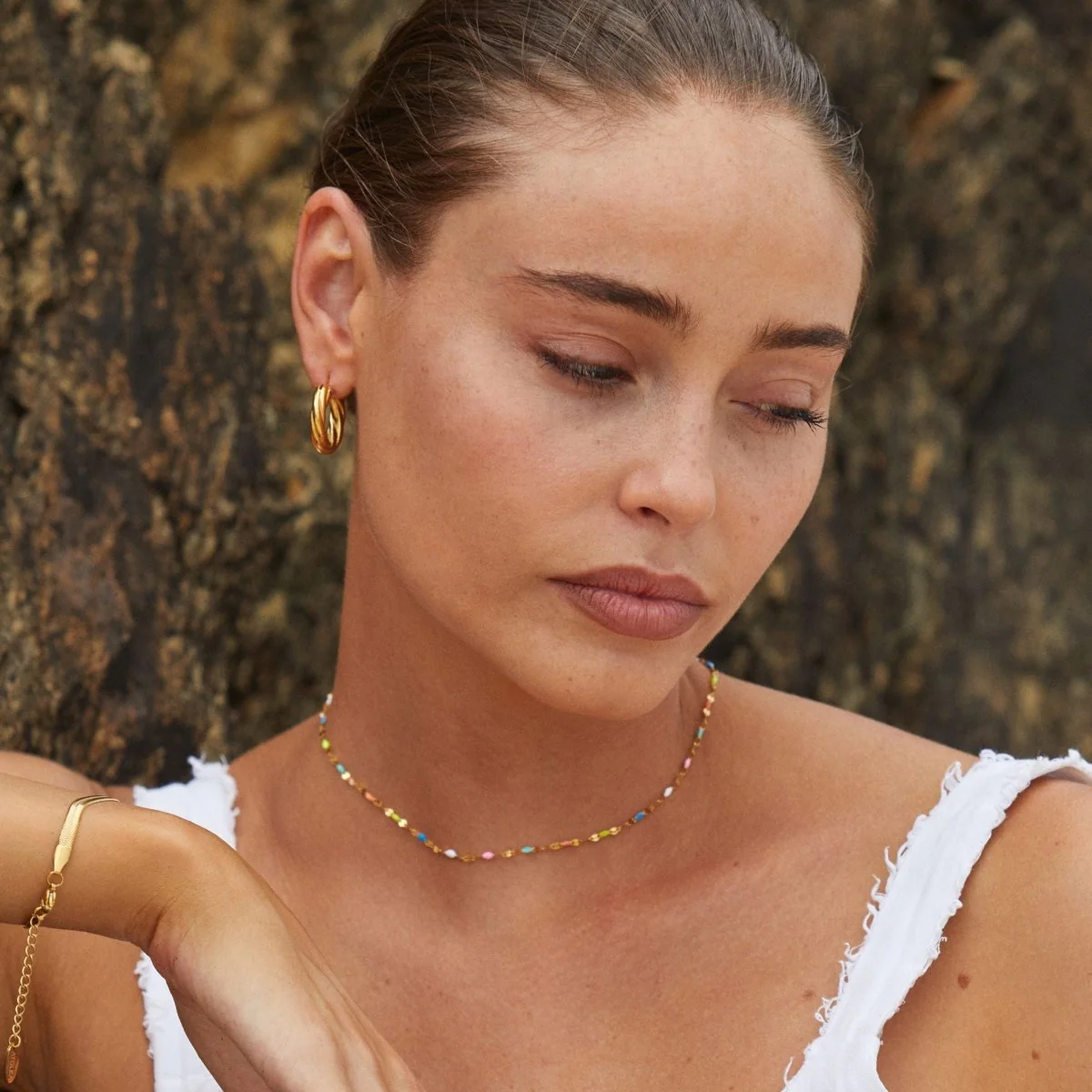 COLORLUXE – Rainbow Choker Necklace for Trend-Conscious Styles - Image 8