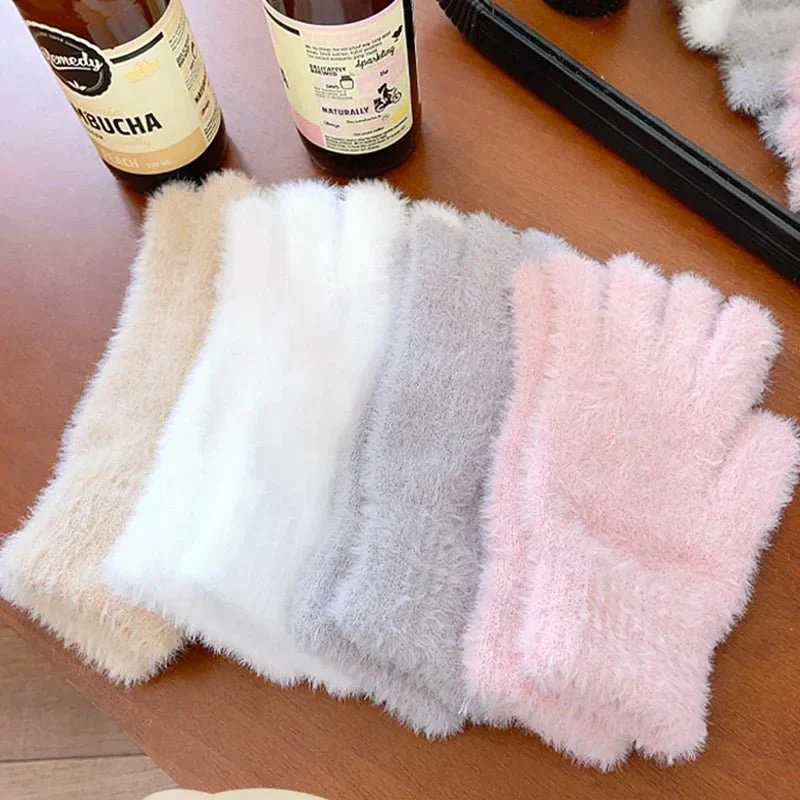 COMFYNIT – Fluffy Winter Gloves for Windproof Warm Comfort - Image 4