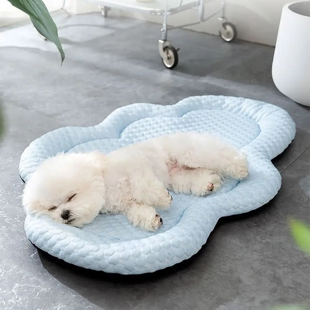 COOLICLOUD – Cooling Pet Mat in Cloud Shape for Summer Comfort - Image 3