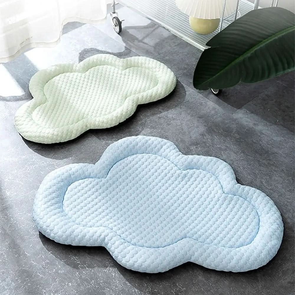 COOLICLOUD – Cooling Pet Mat in Cloud Shape for Summer Comfort - Image 5