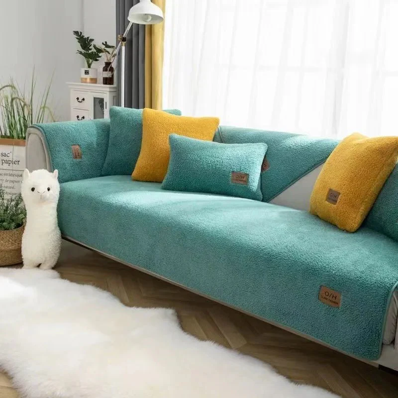COUCHCLOUD – Plush sofa cover made of lambswool for warmth and protection - Image 11