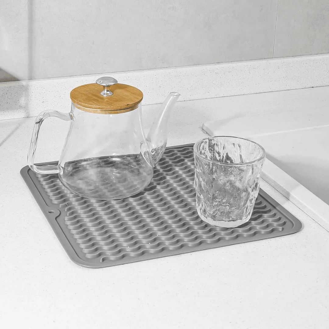 COUNTERGRIP – Non-slip kitchen mat for countertops