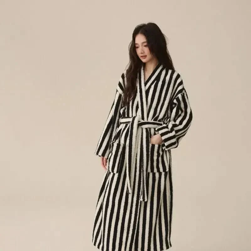 CozyBond Set – Cozy Flannel Pajamas for Couples - Image 2