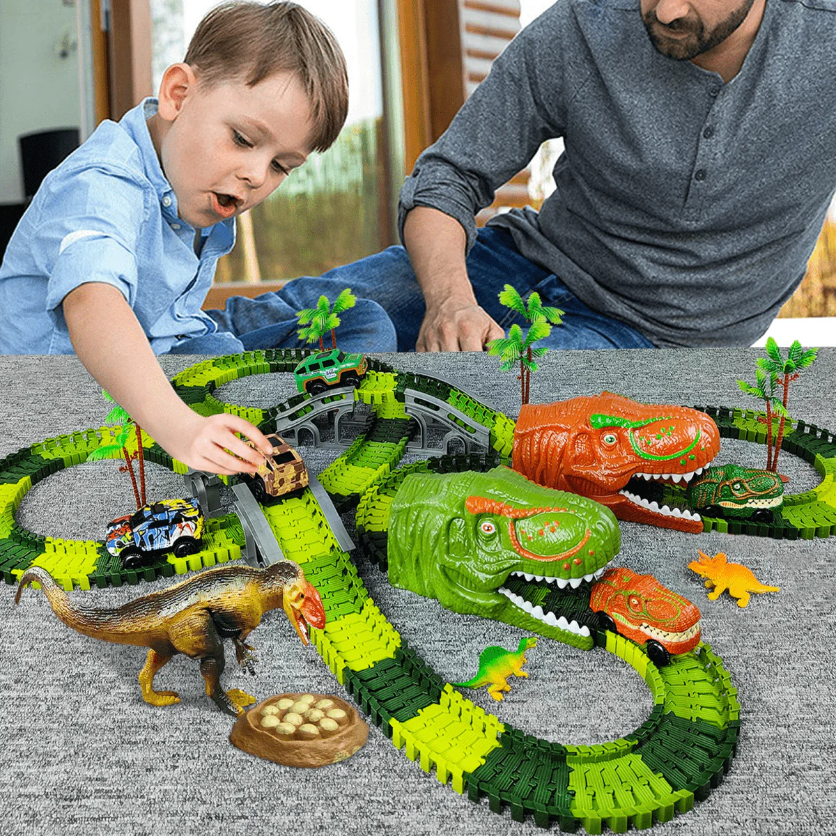 DinoTrack Express - Interactive dino train game for imaginative children aged 3 and over - Image 7