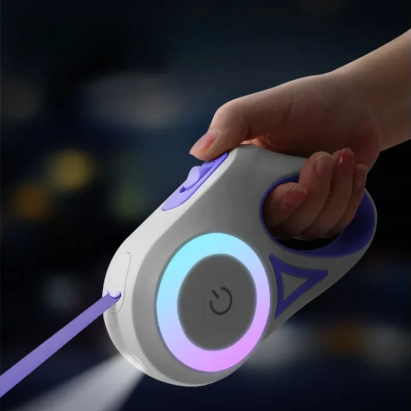 DogLight - Automatic dog lead with LED light, USB rechargeable battery & 3m length for safe walks - Image 3