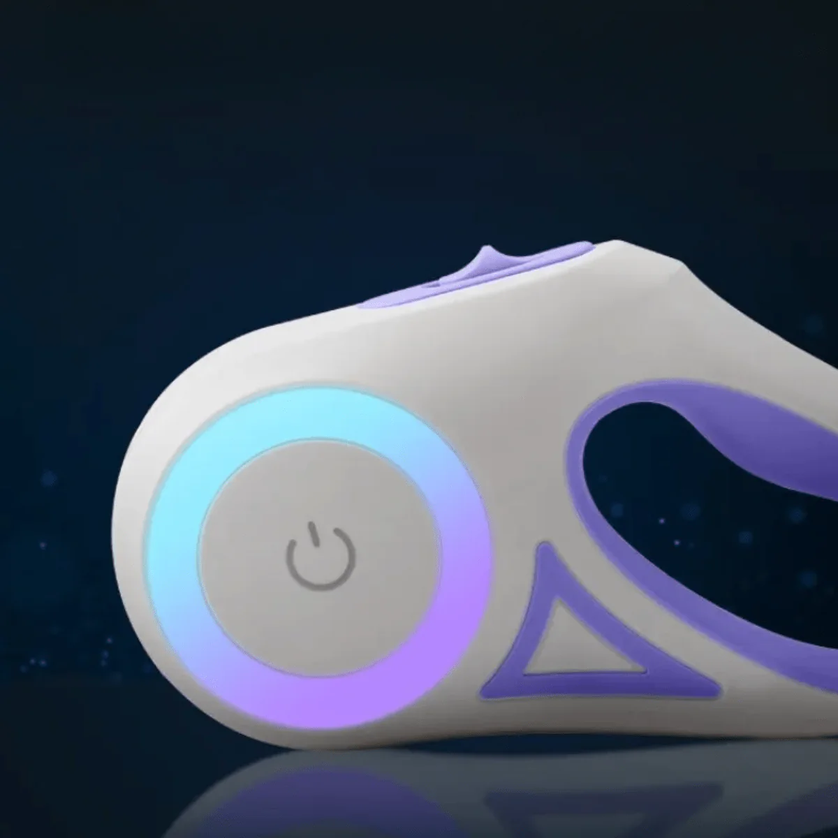 DogLight - Automatic dog lead with LED light, USB rechargeable battery & 3m length for safe walks - Image 5