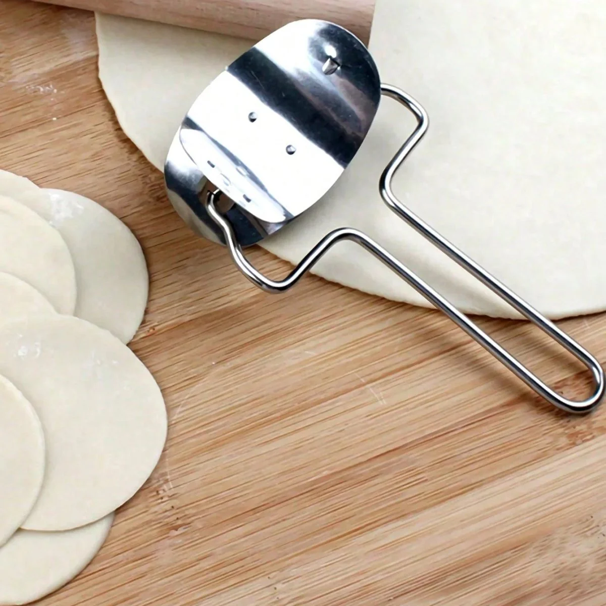 DOUGHLINE – Professional dough cutter and roller with stainless steel blade - Image 6