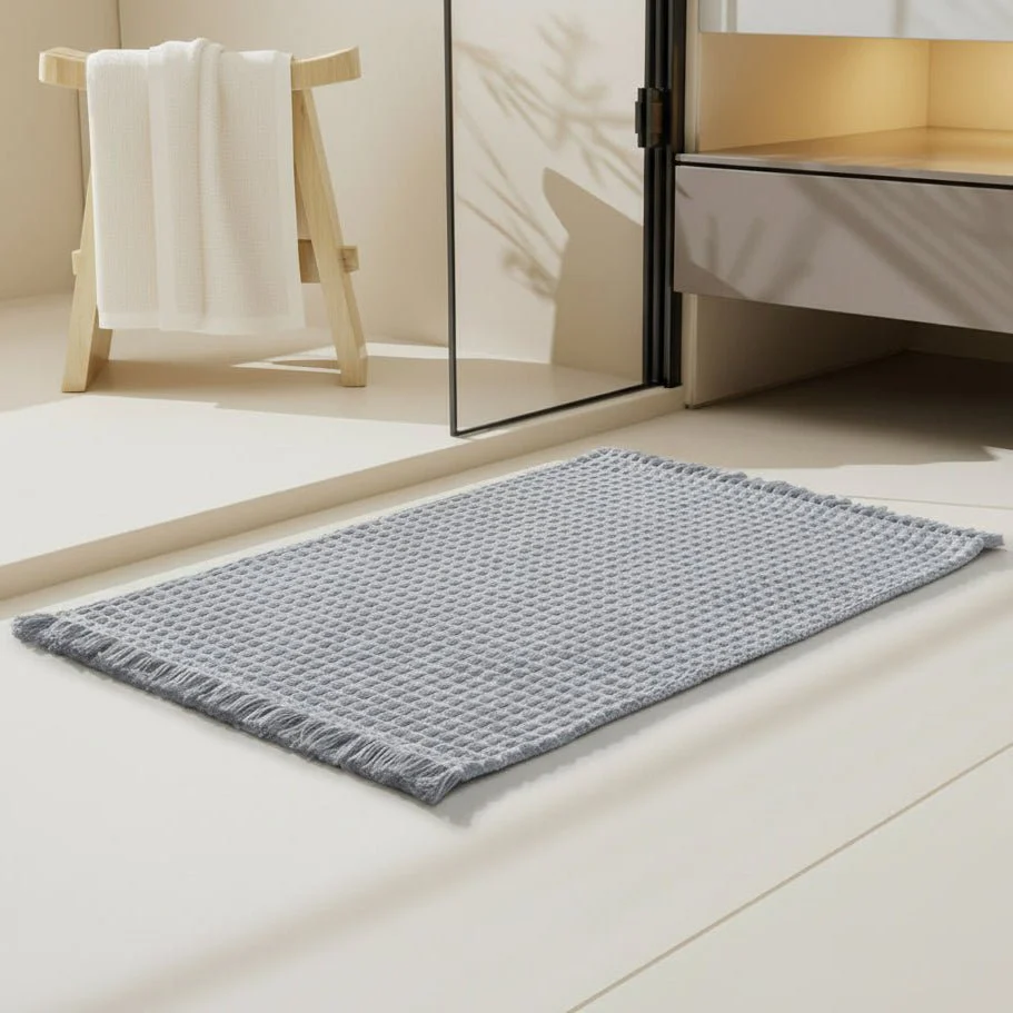 DRYLOOM – Absorbent thick microfiber bath mat for safe bathroom floors - Image 3