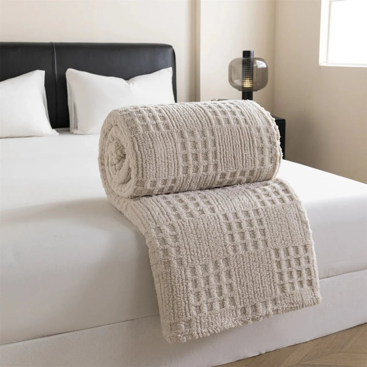 EASYCOZY – Velvet Blanket for Cozy Warmth in Everyday Life - Image 11