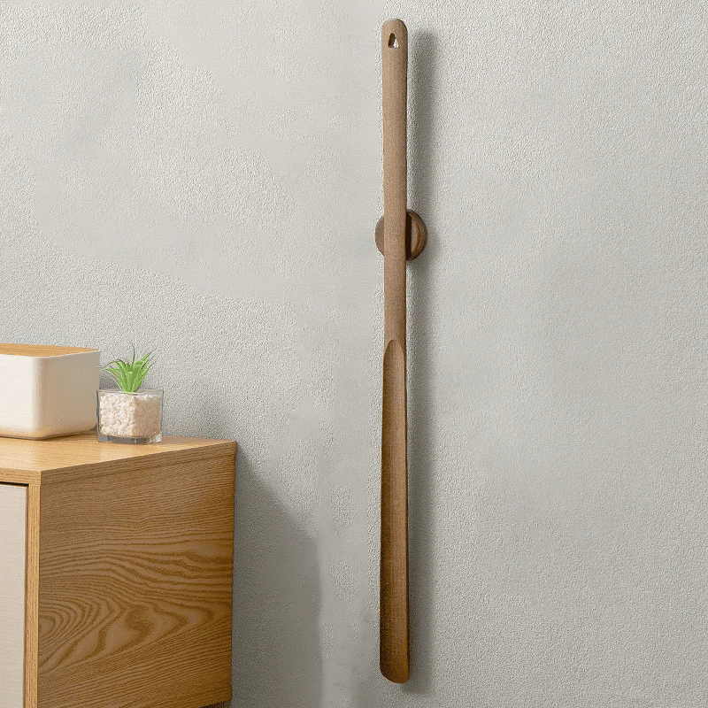 EASYSLIDE WOOD – Long Wooden Shoe Horn for Effortless Shoe Wearing - Image 2