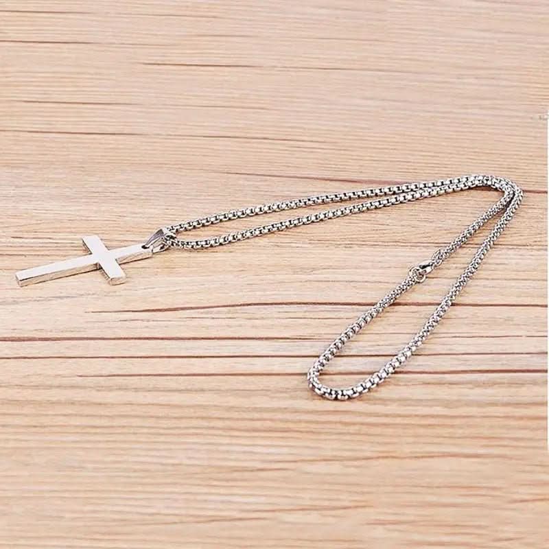 FAITHLINE NECKLACE – Classic men's necklace with stainless steel cross pendant - Image 5