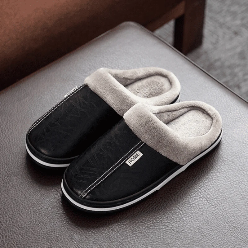 FEUERTRITT – Warm men's slippers with soft plush comfort - Image 2