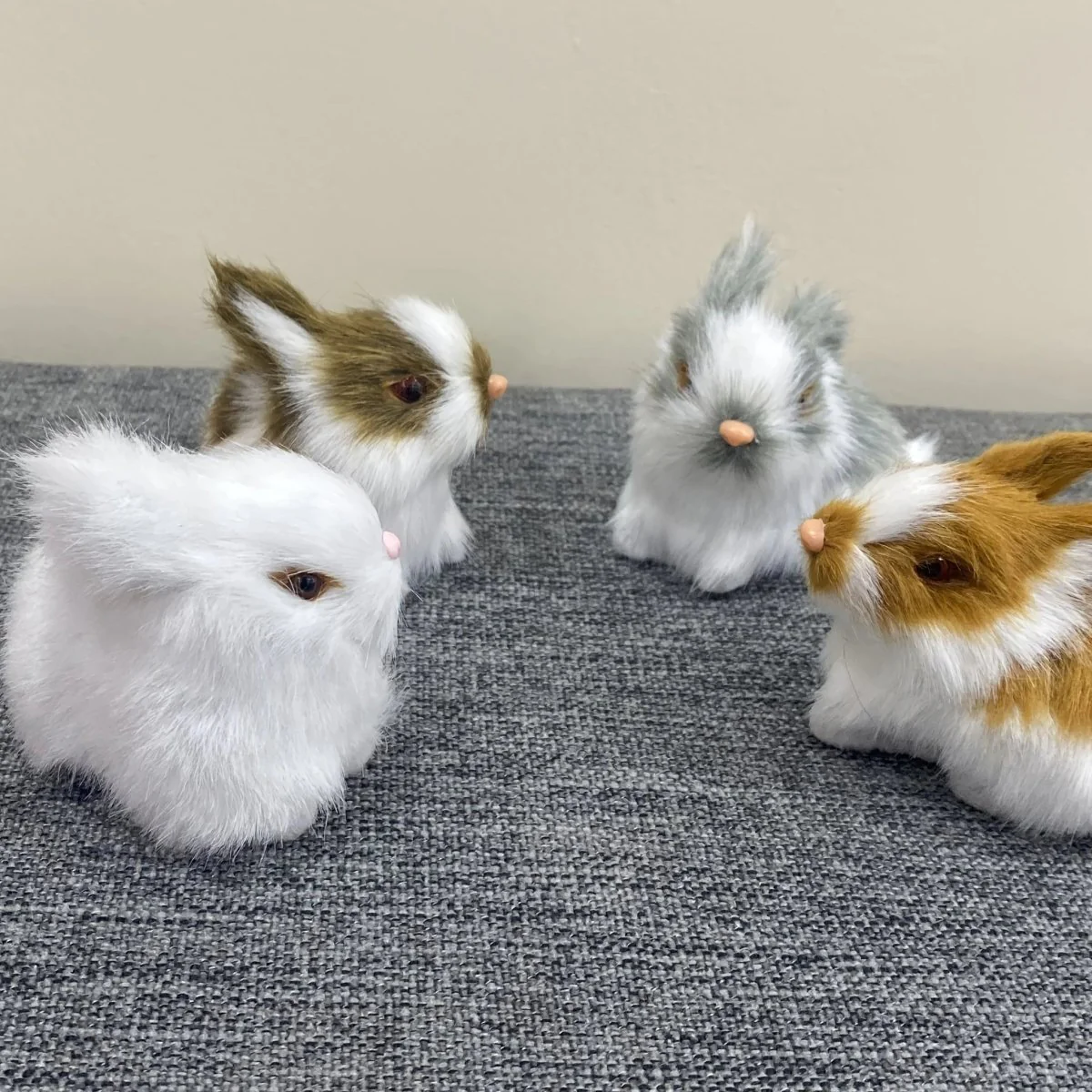 FLOPPY – Set of Easter Bunny Sculptures for Elegant Home Decoration - Image 6