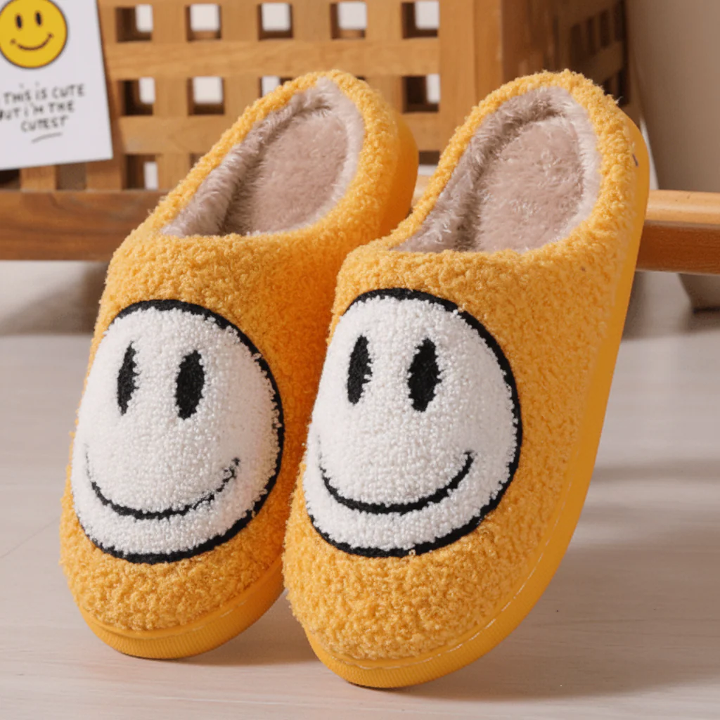 FluffysMile - Cosy winter slippers with smiley & thickened silicone sole - Image 11