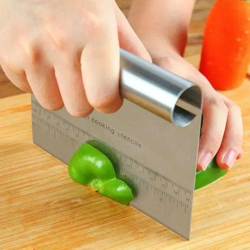 FORMEDGE – Pastry Spatula & Dough Scraper made of Stainless Steel with Measurement Scale - Image 4