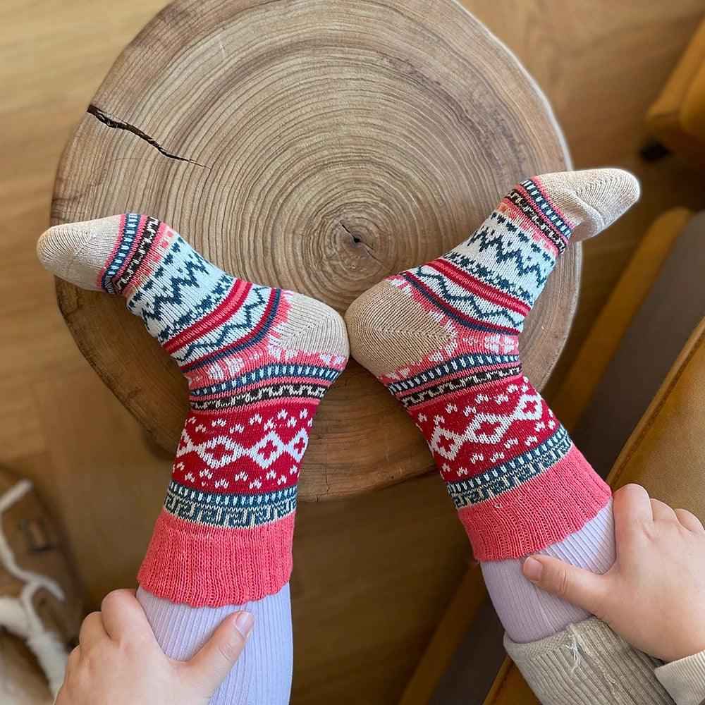 FROSTLOOM – Unisex wool & cotton blend with Scandinavian patterns - Image 2