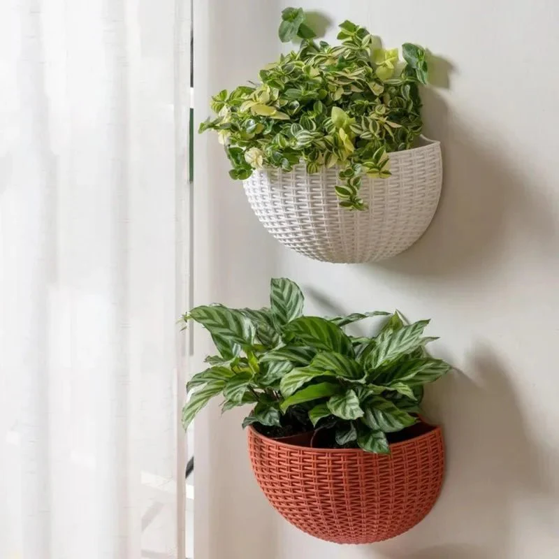 GARDORA – Wall-mounted Plant Pot in Wicker Style for Vertical Greening - Image 2