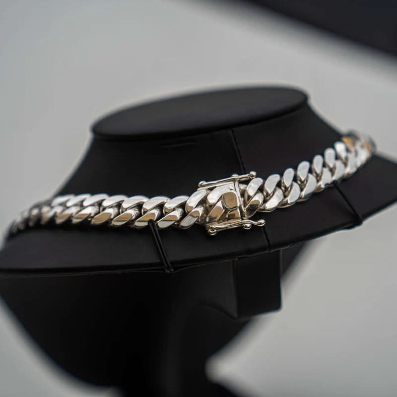 GLANZGRAD – Polished 8mm Miami Cuban Link Chain - Image 3