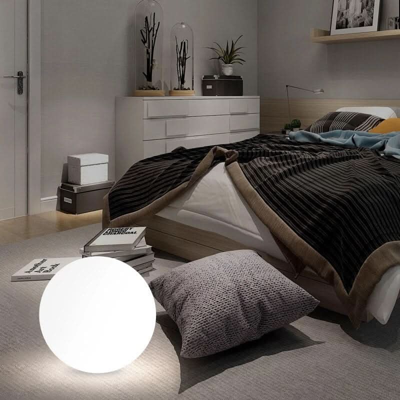 GLOWGLOBE - Waterproof LED ball lamp with colour change for indoor & outdoor use - Image 4