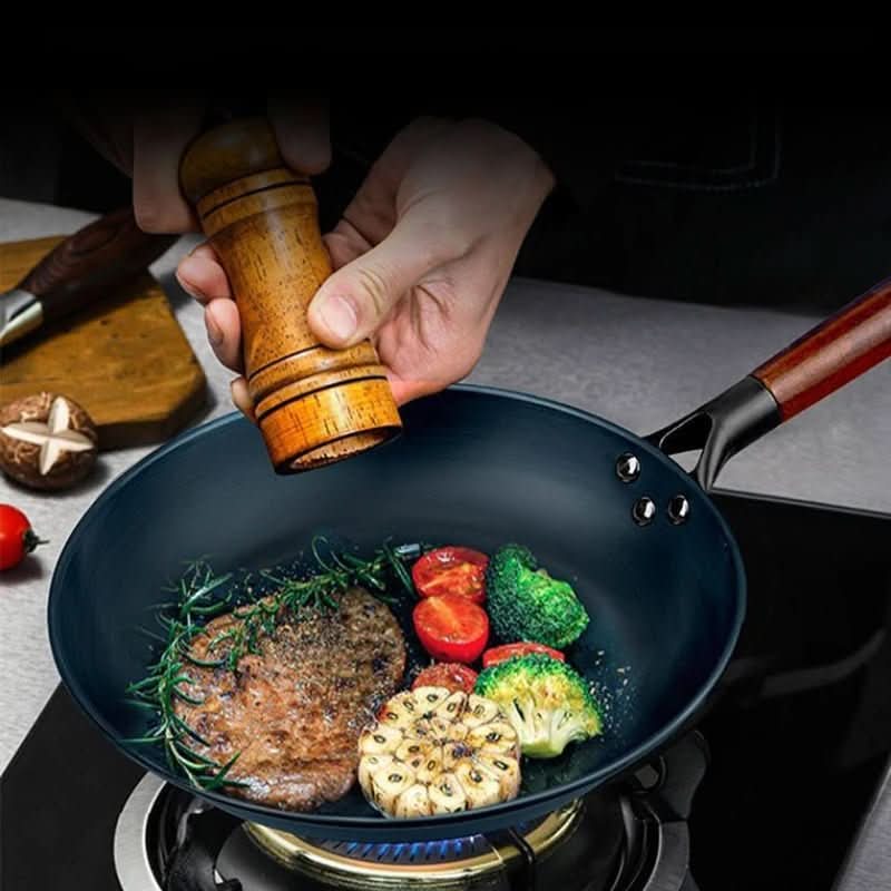 HearthForge cast iron pan | Robust non-stick frying pan | Even heat distribution | Healthy & durable cookware - Image 4