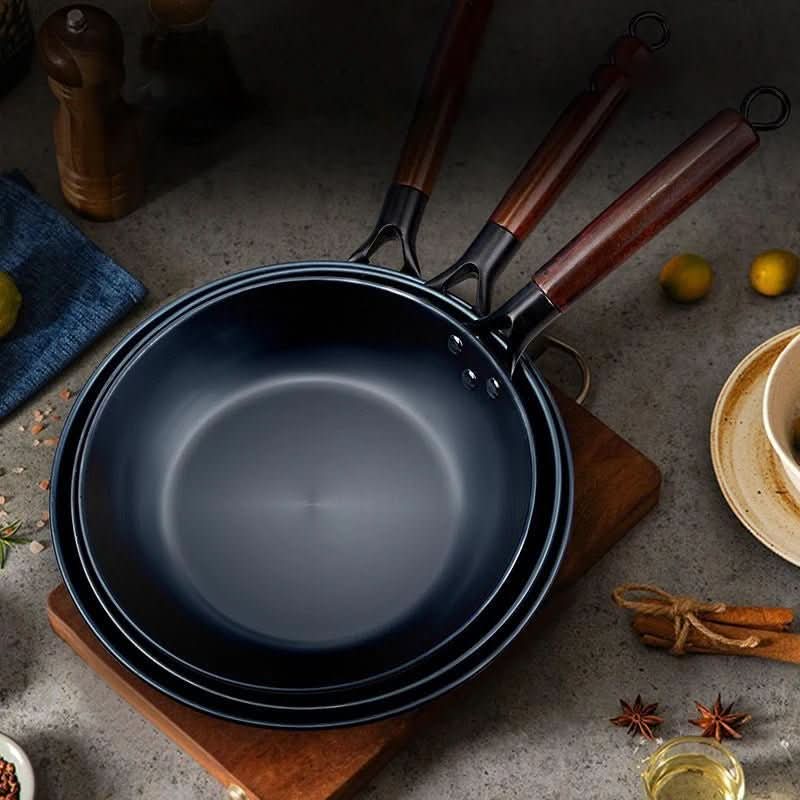 HearthForge cast iron pan | Robust non-stick frying pan | Even heat distribution | Healthy & durable cookware - Image 8