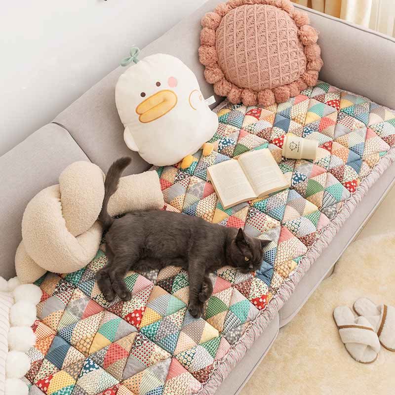 HOMECHARM COVER – Stylish sofa protector with non-slip underside - Image 6
