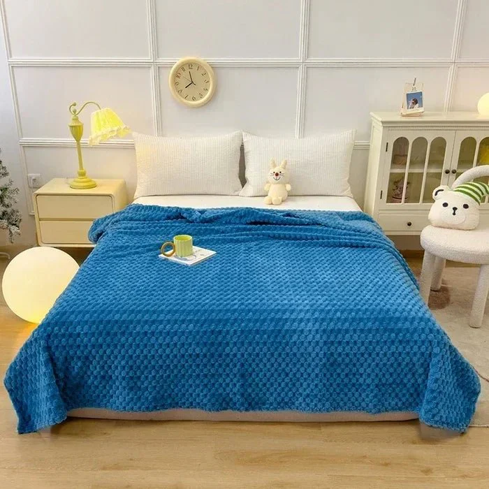 HOMELYFLEECE – Cozy Coral Fleece Blanket for Comfortable Warmth in Everyday Life - Image 7