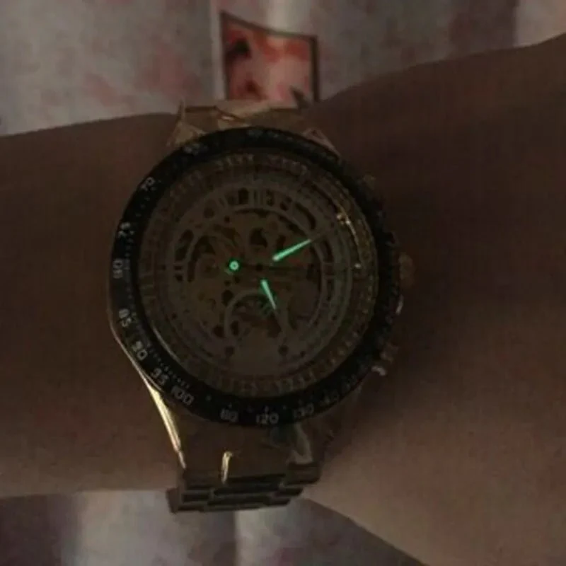 HORIZON – Luxurious Mechanical Watch with Golden Shine - Image 5