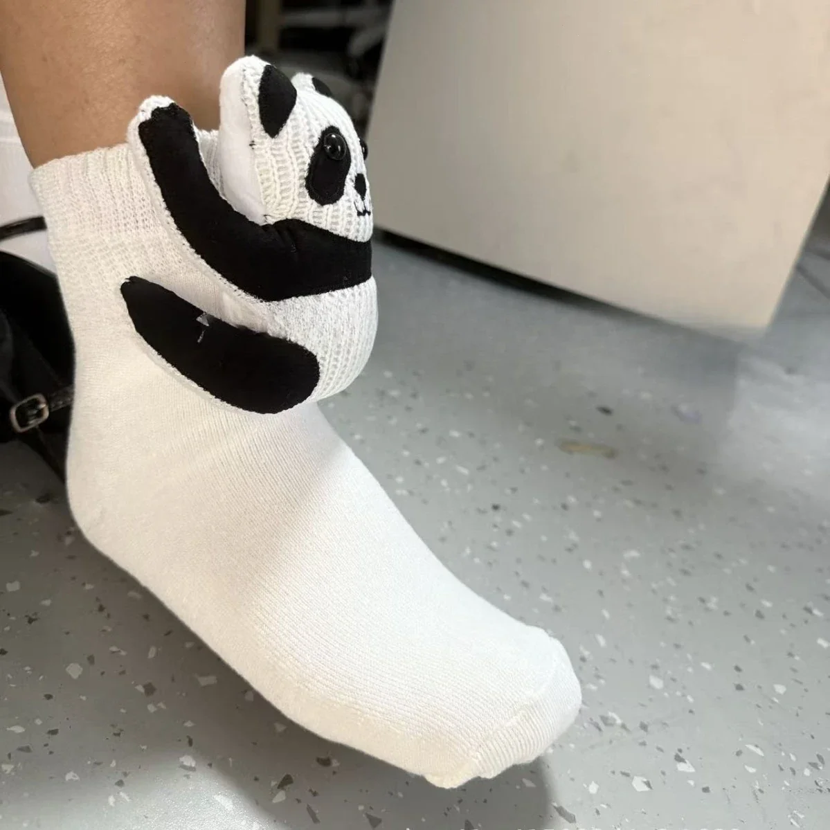 HUGFOOT – Cozy House Socks with Cute 3D Animal Accent & Secure Non-Slip Sole - Image 9