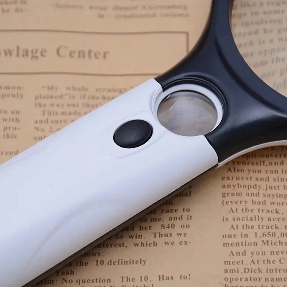 KLARBLICK – 45x LED Hand Magnifier for Precise Viewing - Image 5