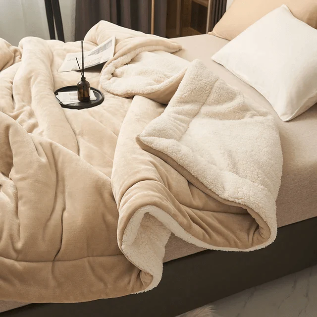 KuschelTraum – Soft Flannel Fleece Blanket for Comfort and Security - Image 2