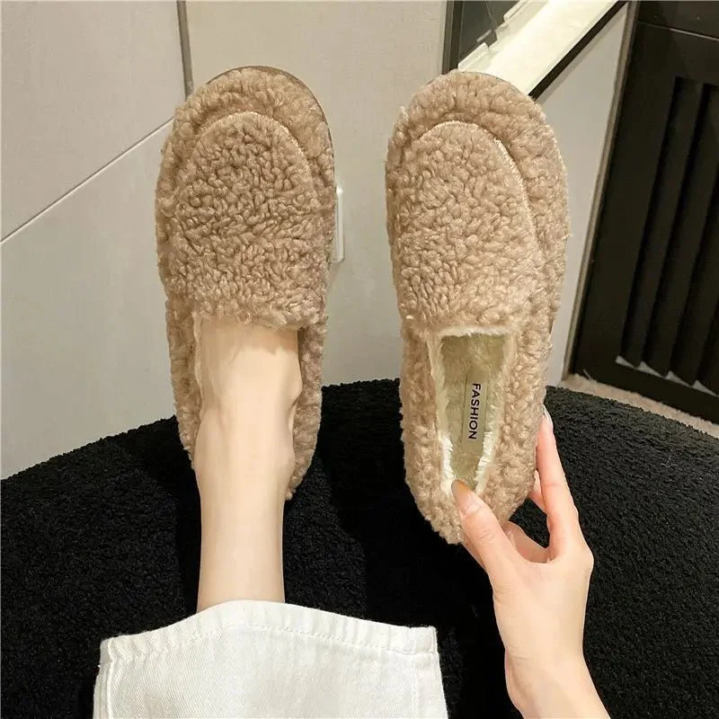 LAMBLOFT – Cozy Women's Slip-On Shoes with Sheepskin Lining - Image 6